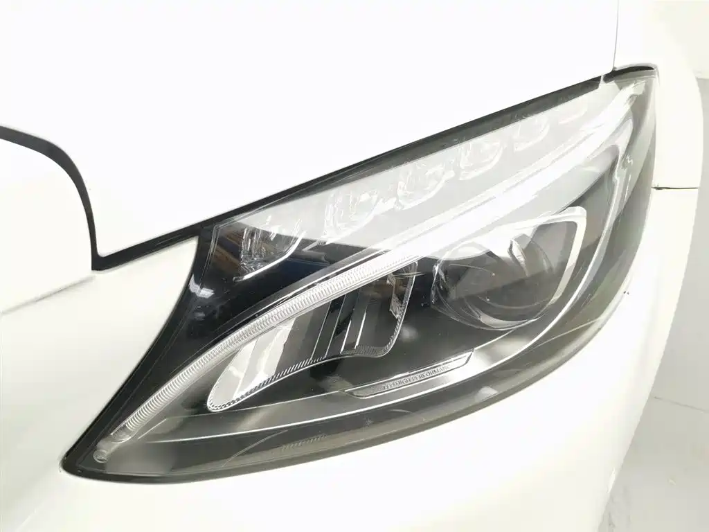 Mercedes-Benz C-Class (Import) 2015 C 200 Estate фото 7