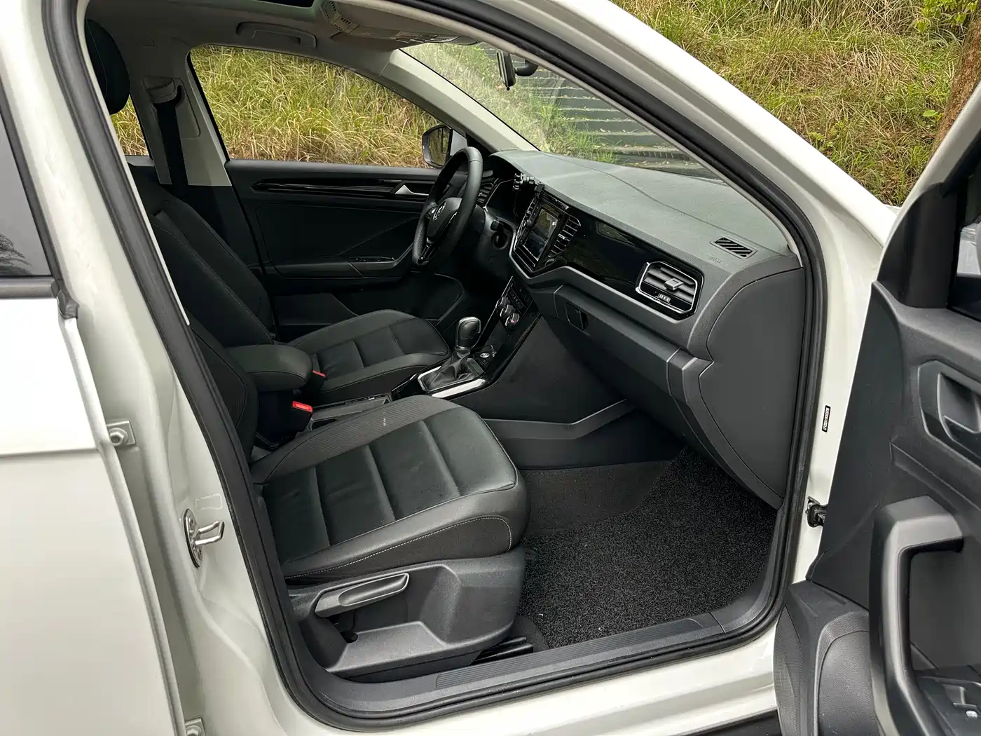 Volkswagen T-ROC 2019 280TSI DSG 2WD Luxury Type China VI фото 7