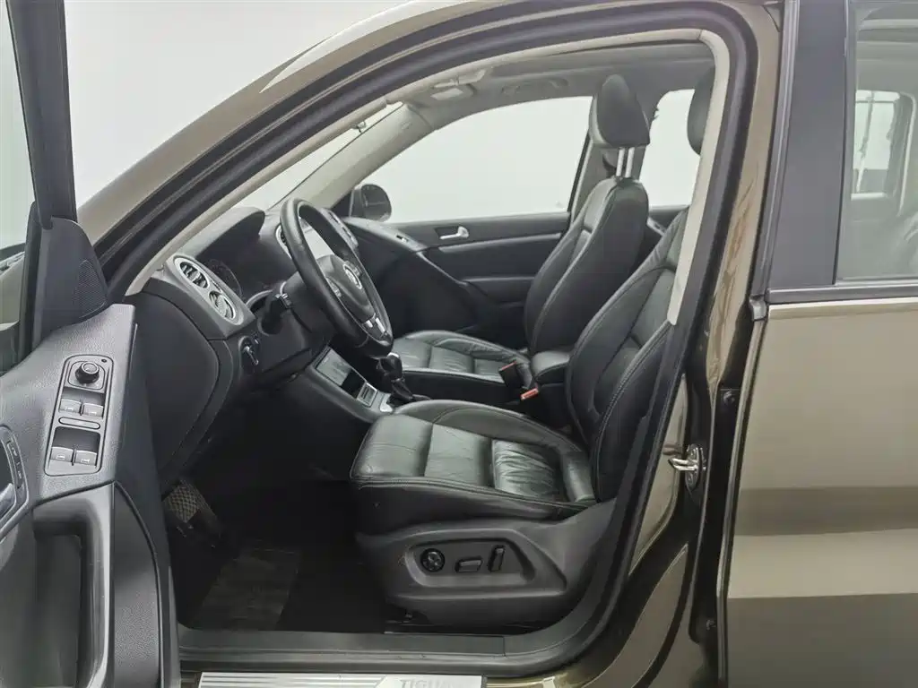 Volkswagen Tiguan 2017 300TSI Automatic 2WD Silk Road Comfort Edition фото 10