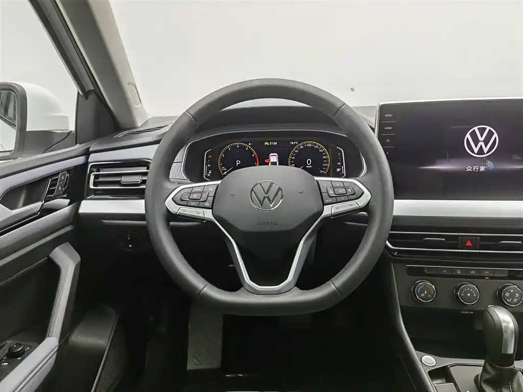 Volkswagen Lavida 2024 Model 1.5L Automatic 5 Million Edition фото 11