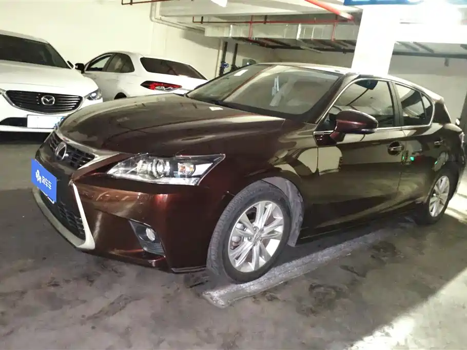 Lexus CT 2014 CT200h Comfort Monochrome