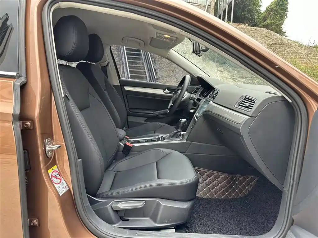 Volkswagen Lamando 2018 230TSI DSG Trend Edition фото 18