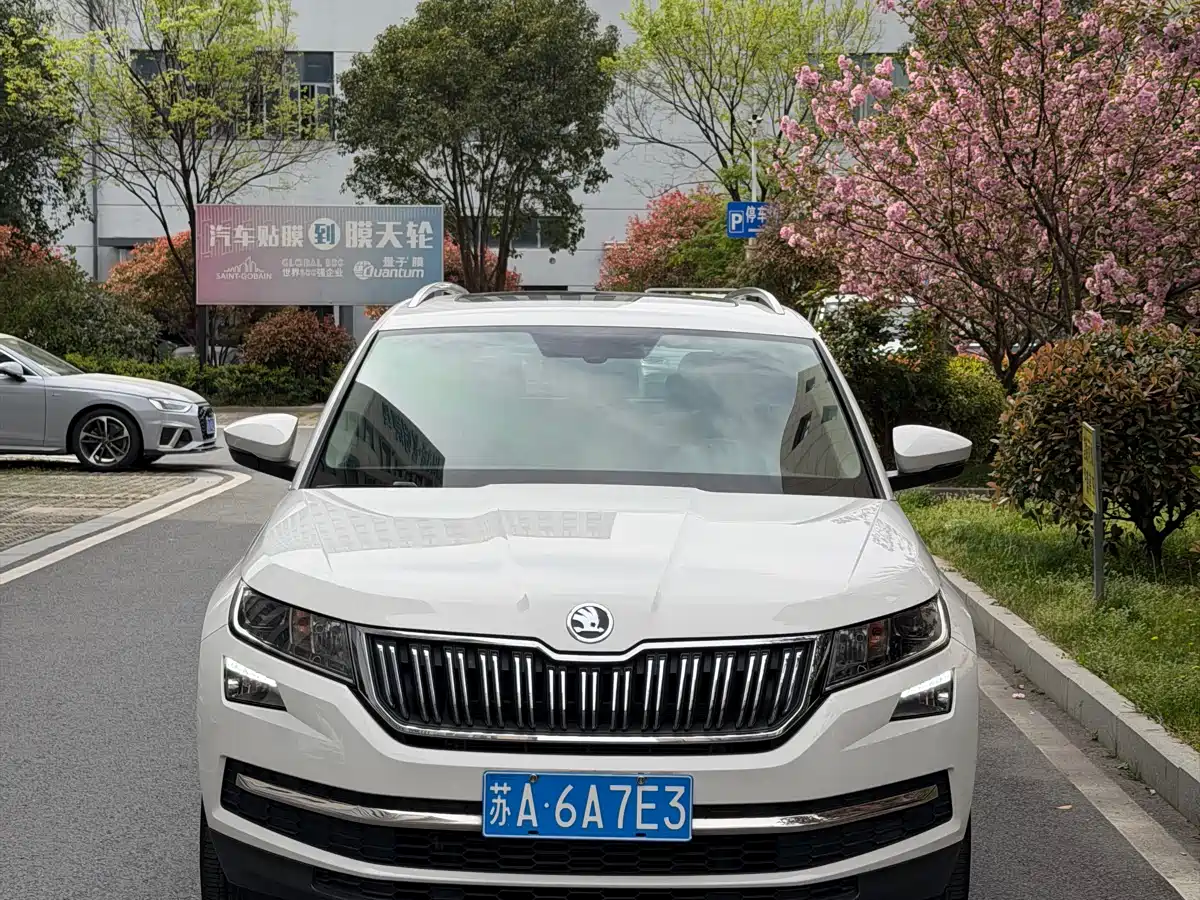 Škoda Kodiaq 2018 Facelift TSI330 5-seat 2WD Comfort Edition фото 2