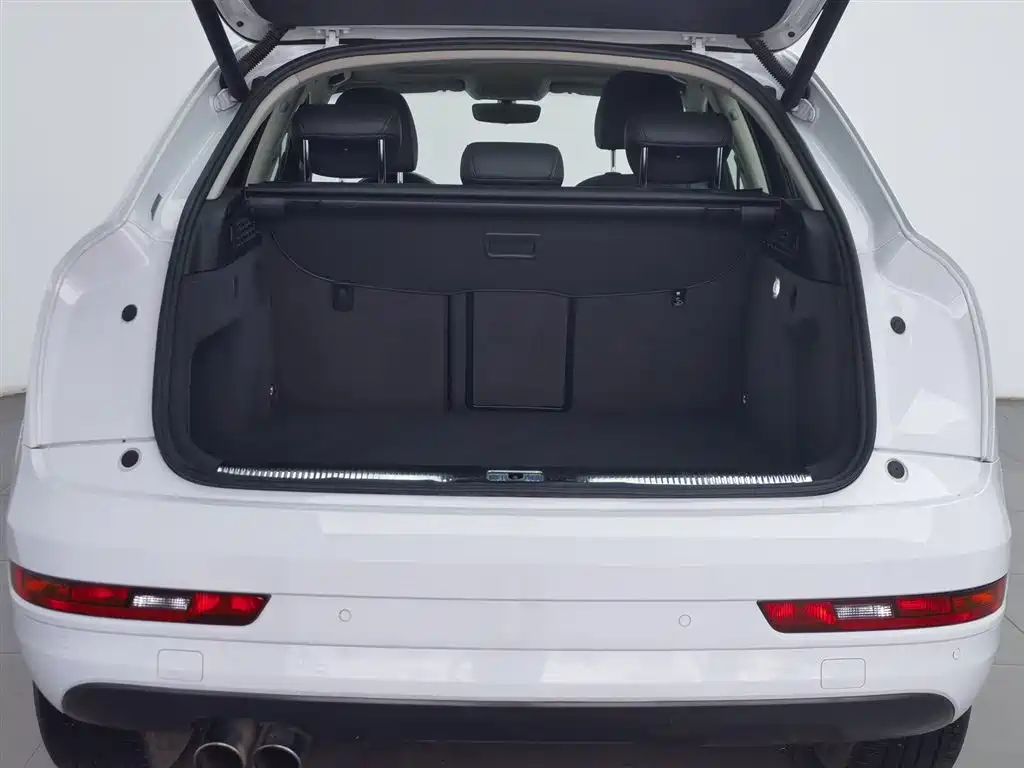 Audi Q3 2018 30th Anniversary Edition 30 TFSI Fashion фото 16