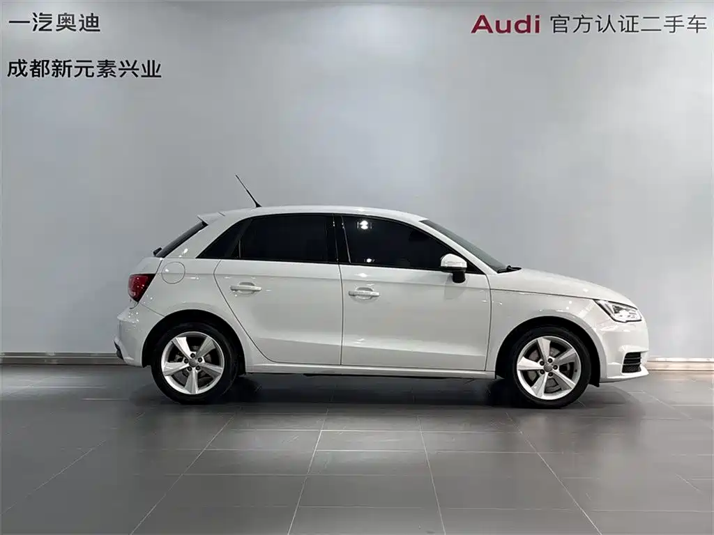 Audi A1 2017 2016 30 TFSI Sportback Design Style Edition