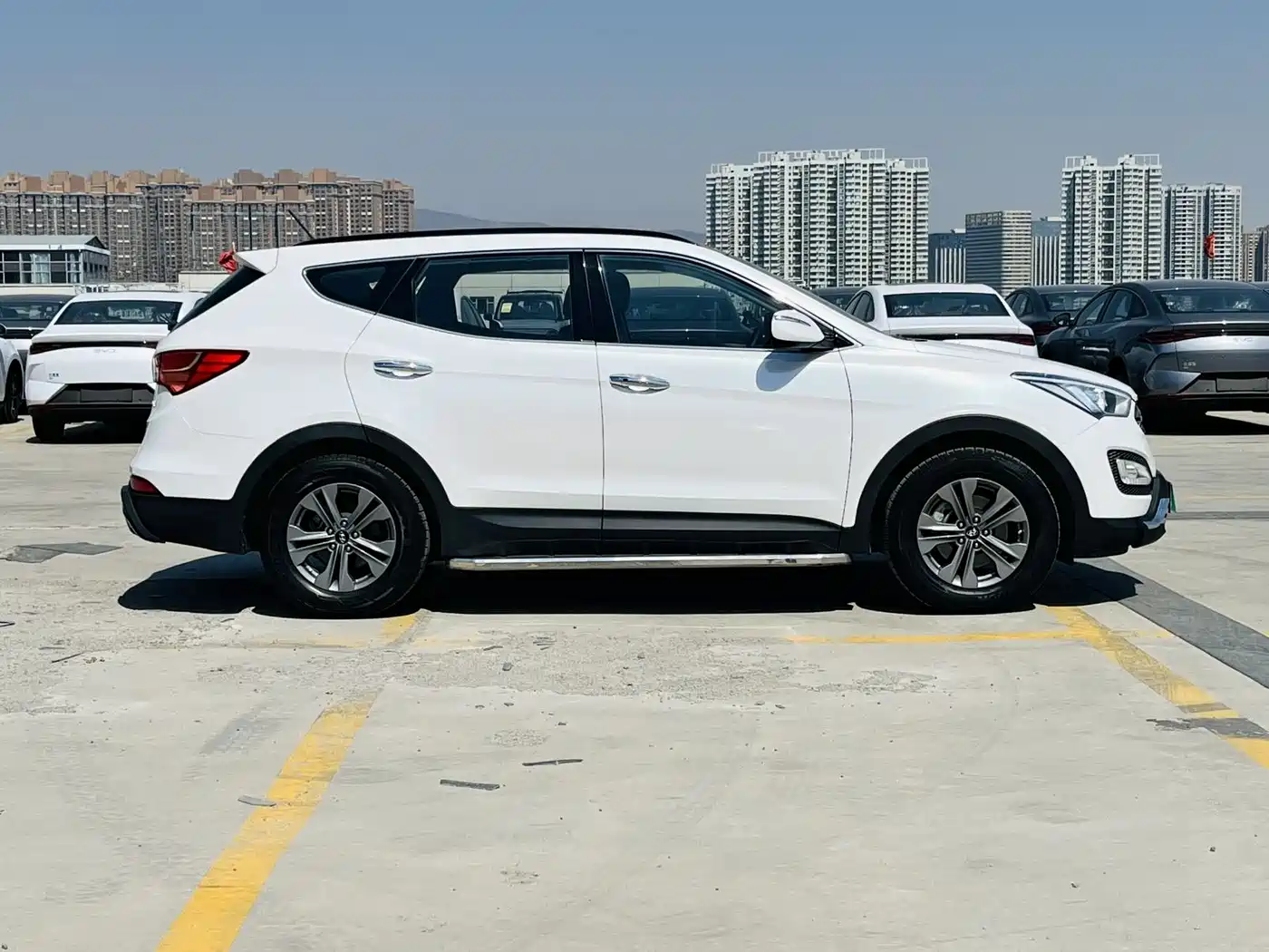 Hyundai Santa Fe 2013 Model 2.4L Automatic 2WD Smart фото 8