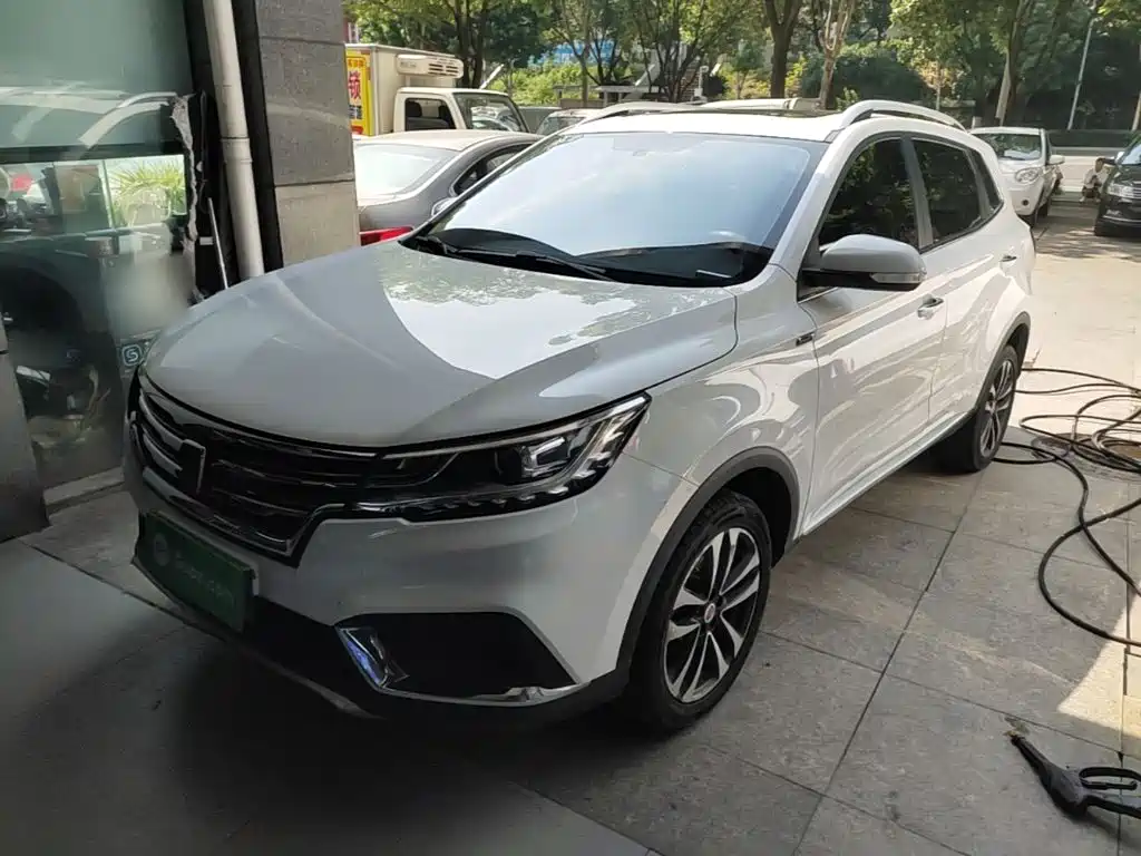 Roewe RX3 2020 1.6L Manual 4G Ultra Comfort Elite
