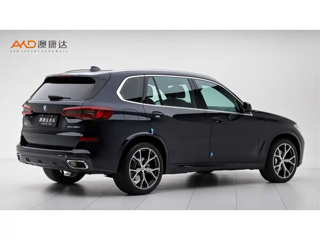 BMW X5 2022 Model xDrive 40Li M Sport Package фото 3