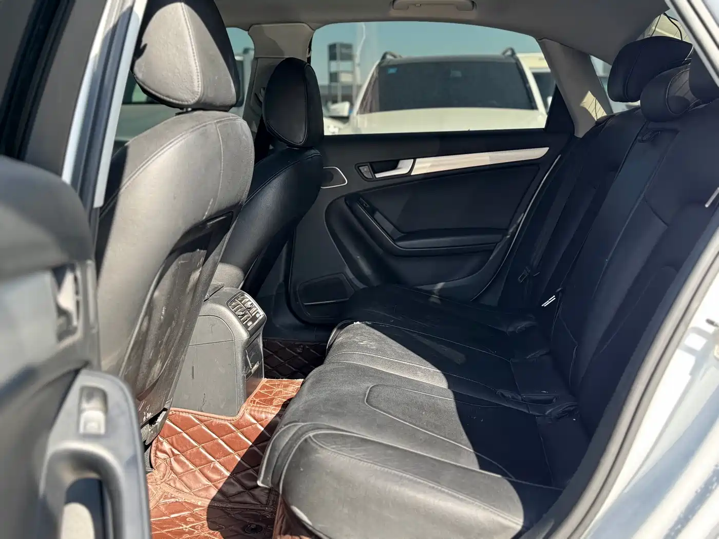Audi A4L 2015 35 TFSI Auto Standard фото 8