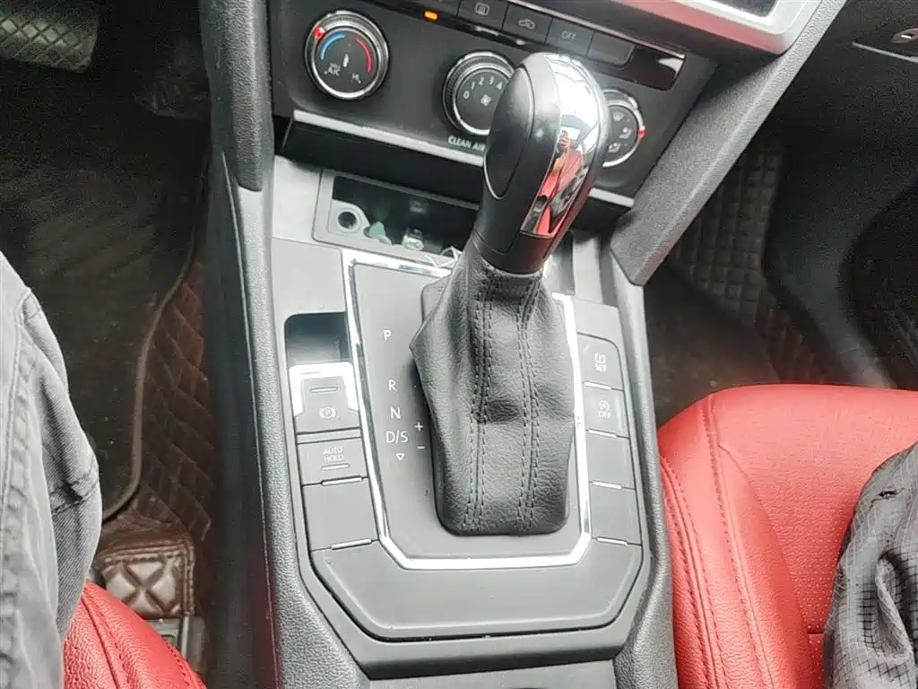 Volkswagen Lamando 2019 230TSI DSG Fashion Edition China VI фото 21