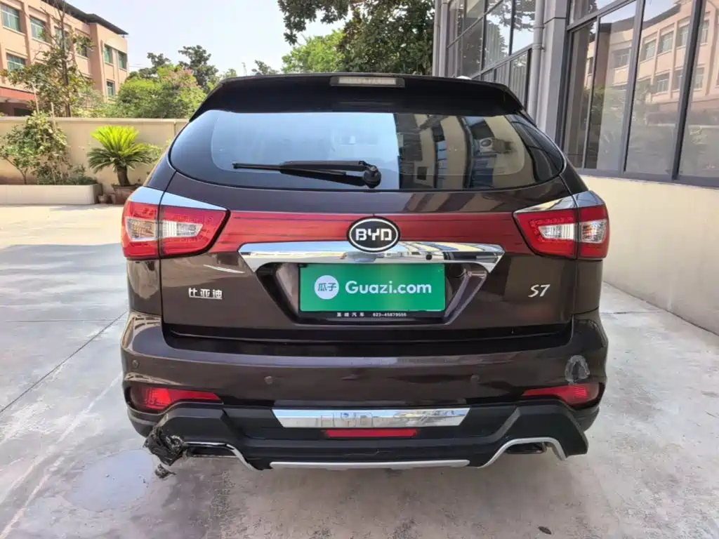 BYD S7 2015 2015 2.0T Automatic Premium