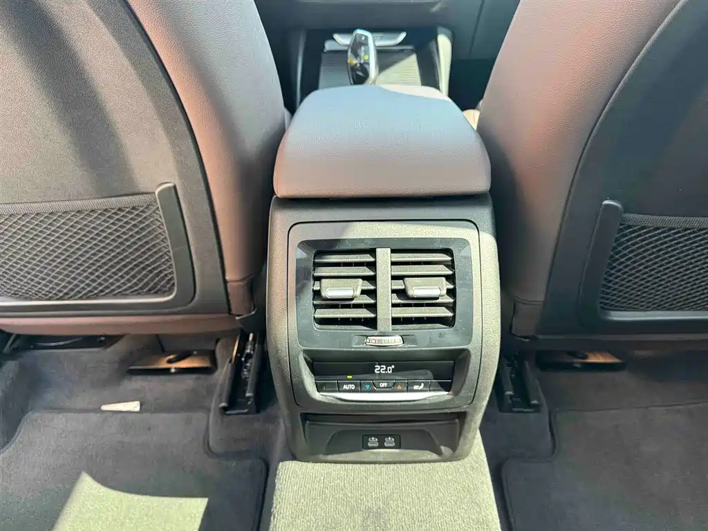 BMW X3 2021 Facelift xDrive25i Luxury Package фото 18