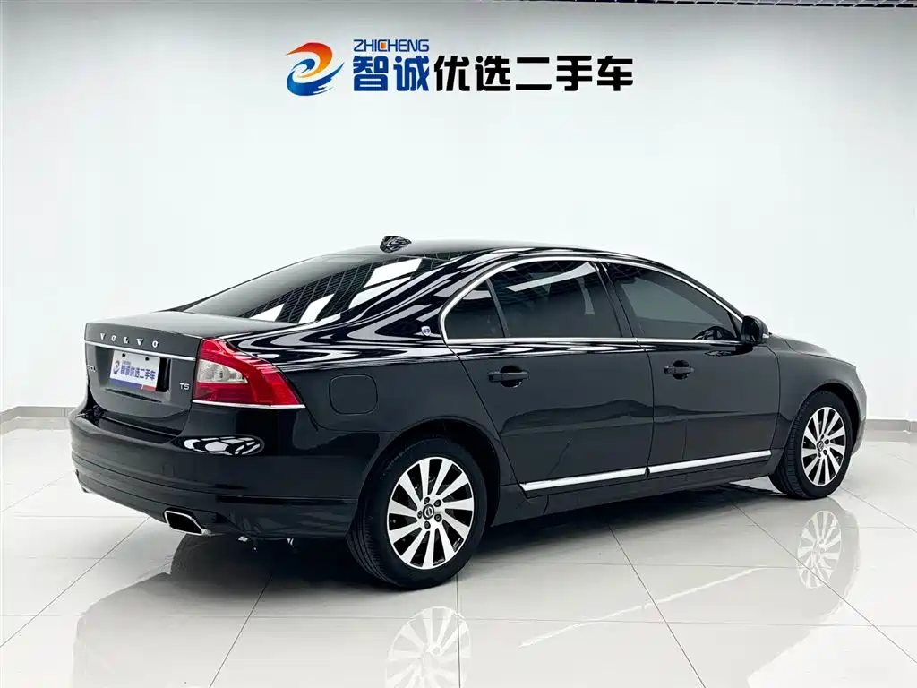 Volvo S80L 2015 2.0T T5 Momentum Edition фото 21