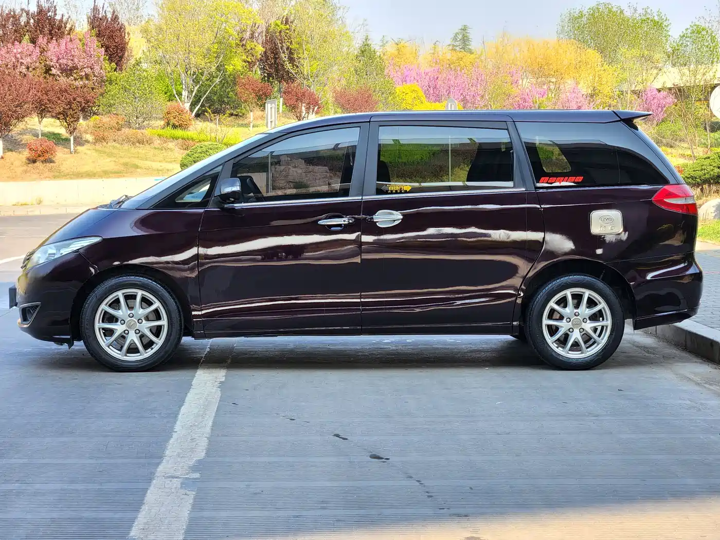 BYD M6 2013 2.4L Automatic Premium фото 3