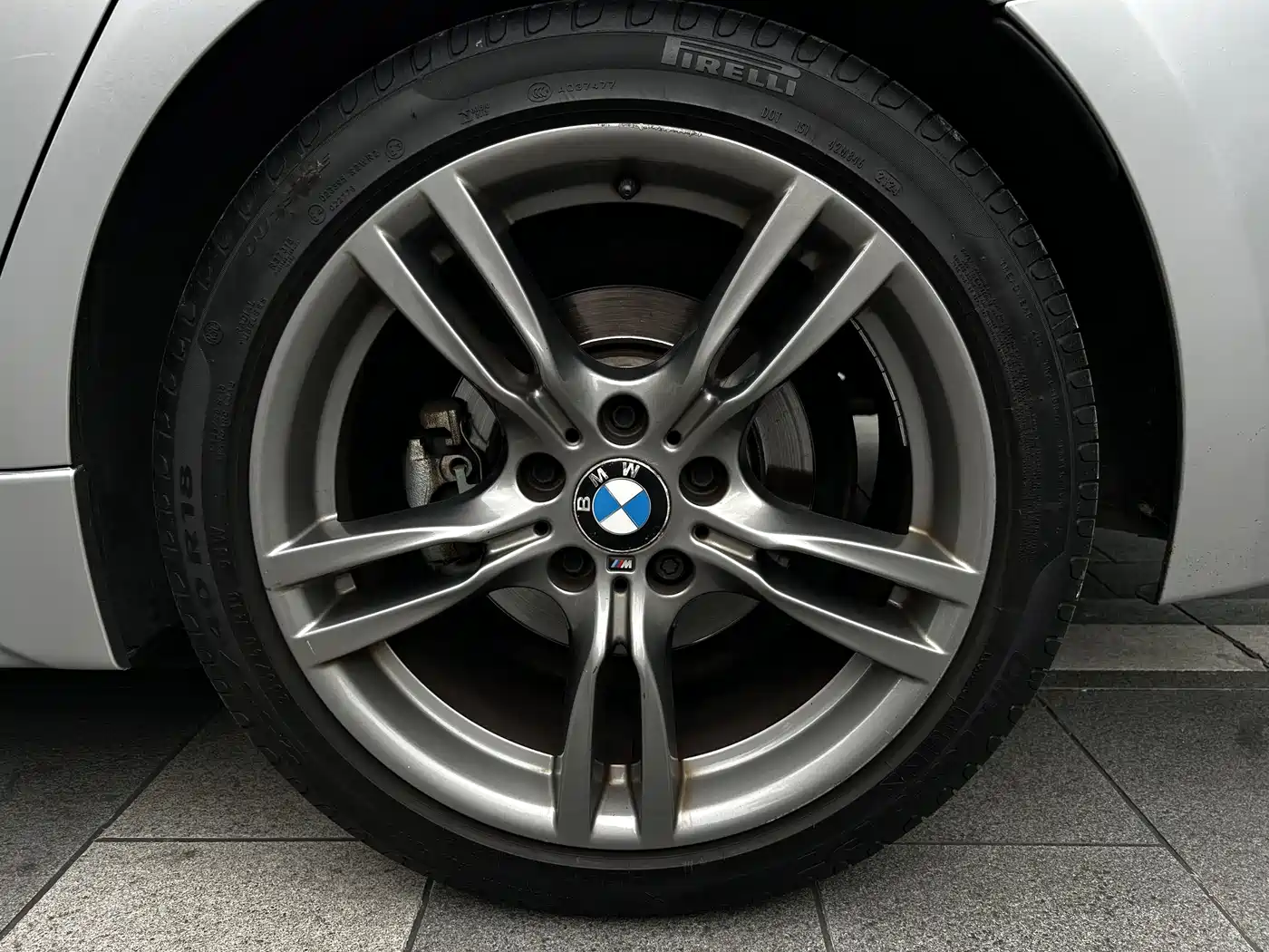 BMW 3 Series 2018 320Li M Sport Black Night Edition фото 22