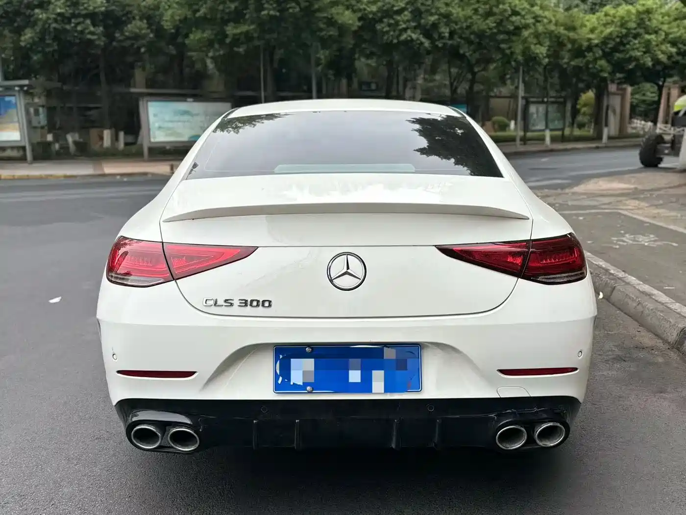 MERCEDES-BENZ CLS