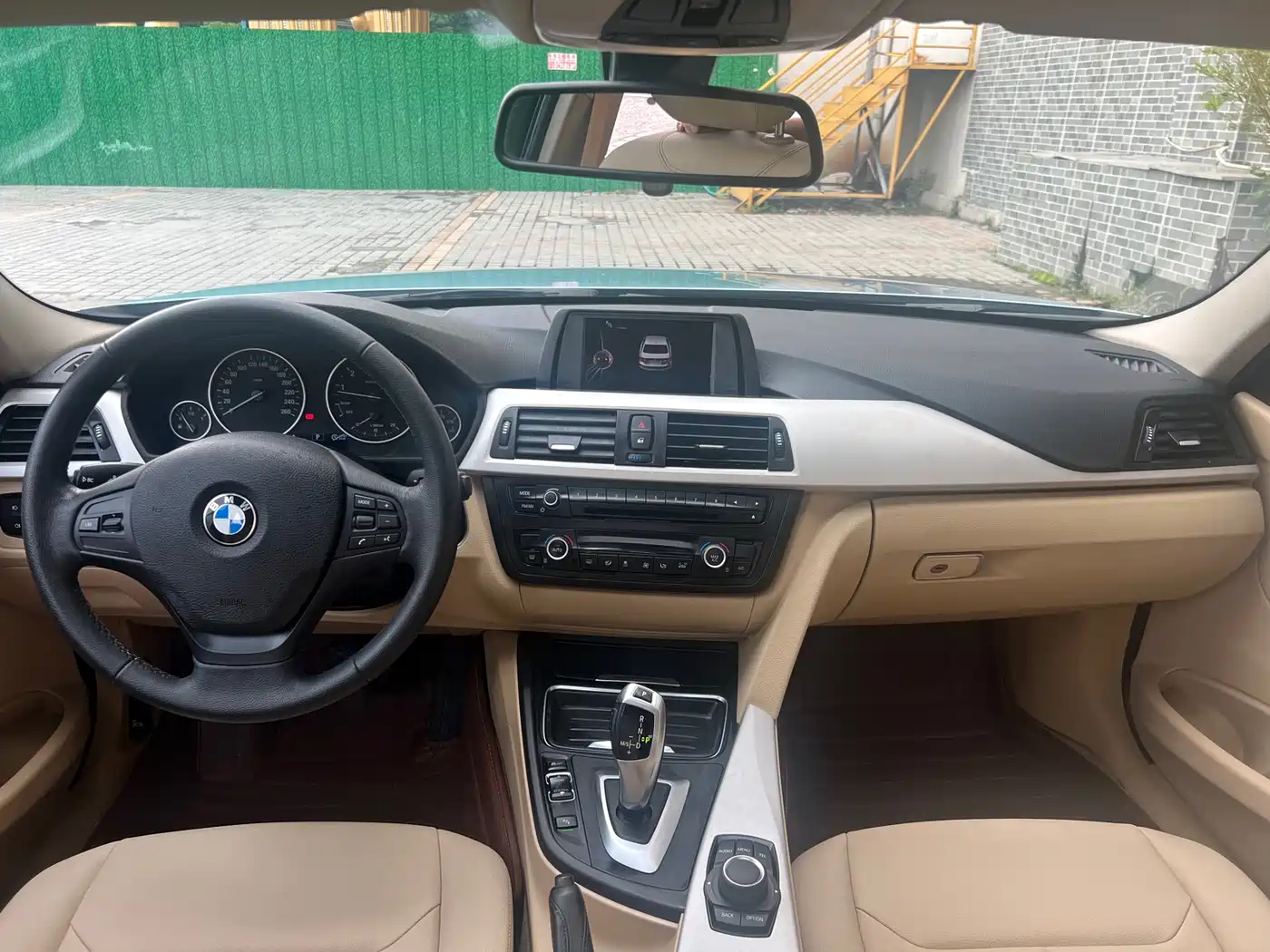 BMW 3 Series 2015 320Li Fashion фото 16