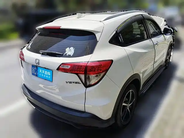 Honda Vezel 2022 1.5L CVT Elite Smart Edition — фото 2