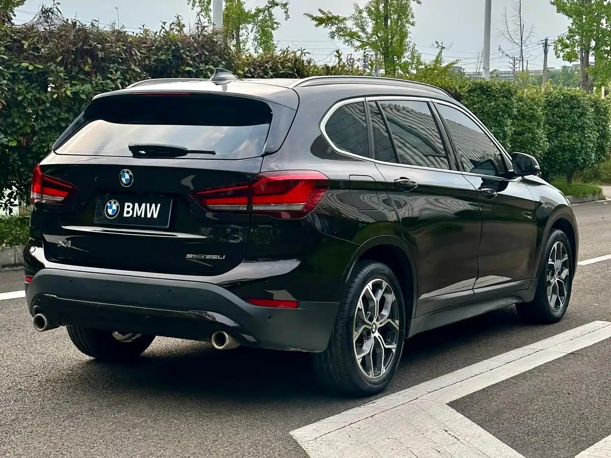 Photo 5 - BMW X1