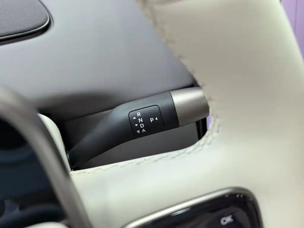 Li Auto i6 2025 2025 4WD Base Model