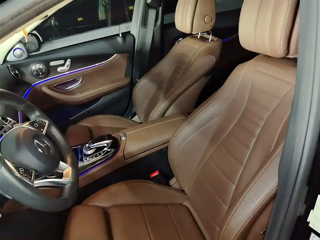 Mercedes-Benz E-Class 2016 E 200 L Sport Type фото 11