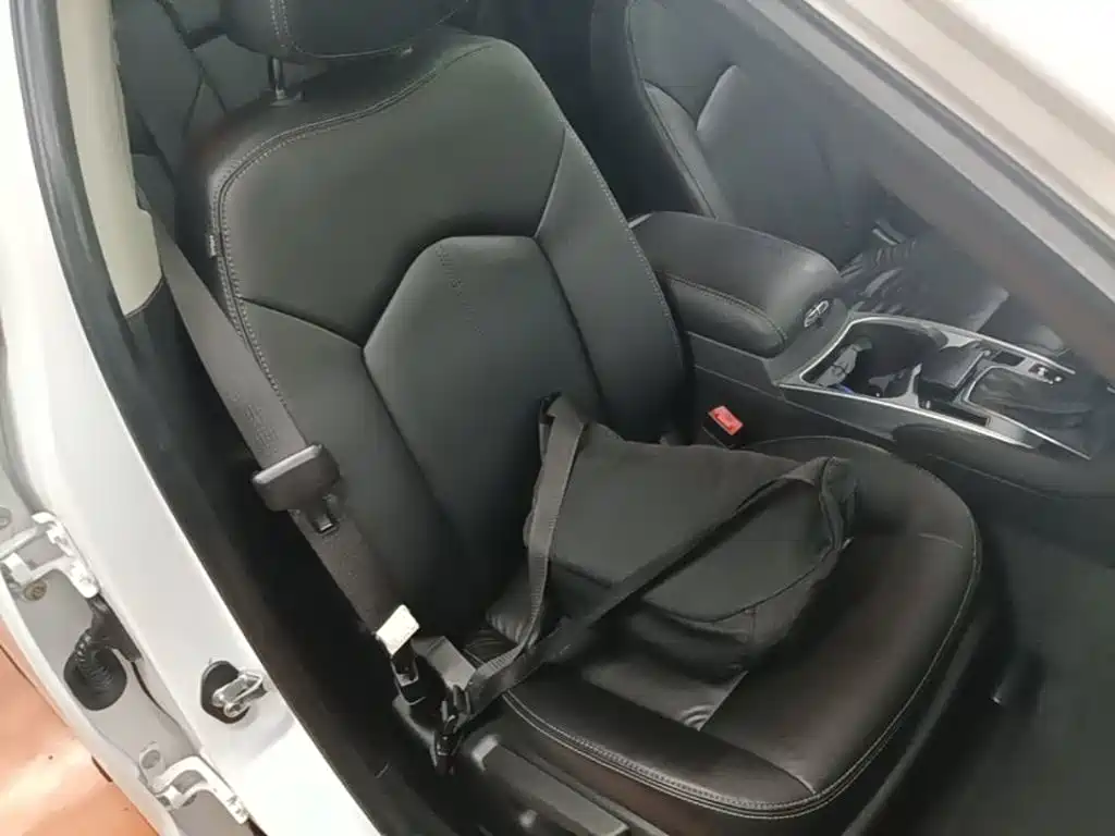 Фото 25 - Cadillac SRX