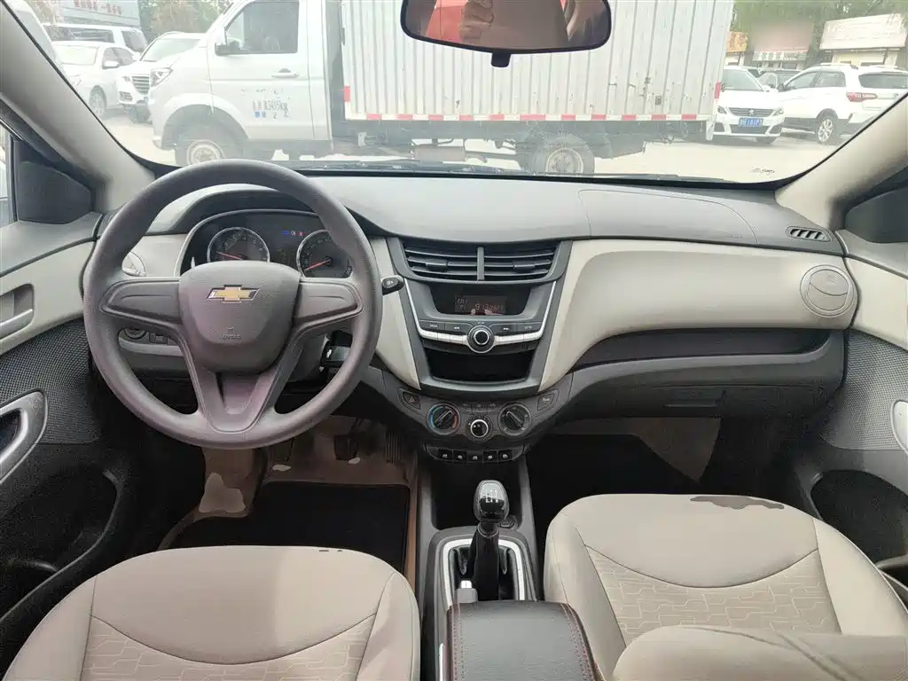 Chevrolet Sail 2015 Sail 3 1.5L Manual Ideal Sunroof Edition фото 10