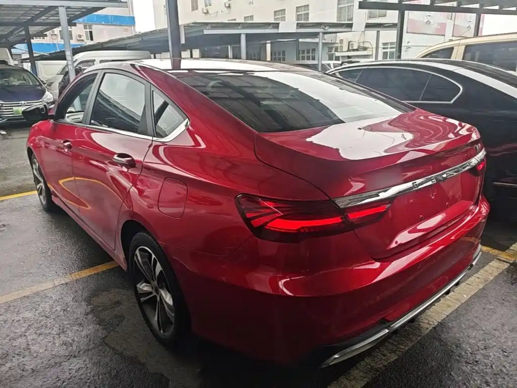Фото 5 - Geely Binrui