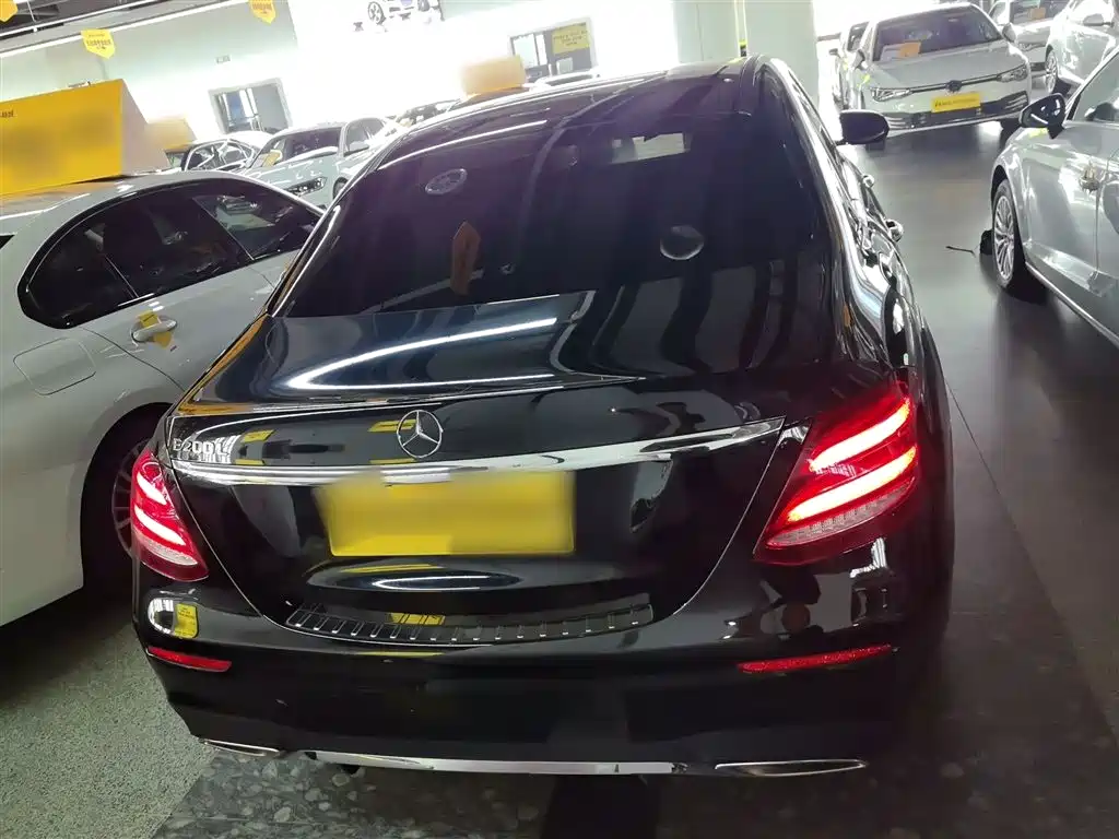 Mercedes-Benz E-Class 2016 E 200 L Sport Type фото 4
