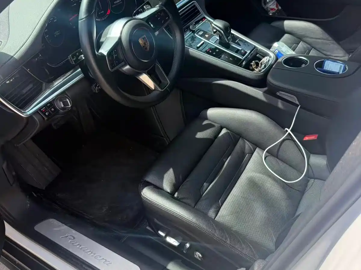 Porsche Panamera 2017 Panamera 3.0T фото 4