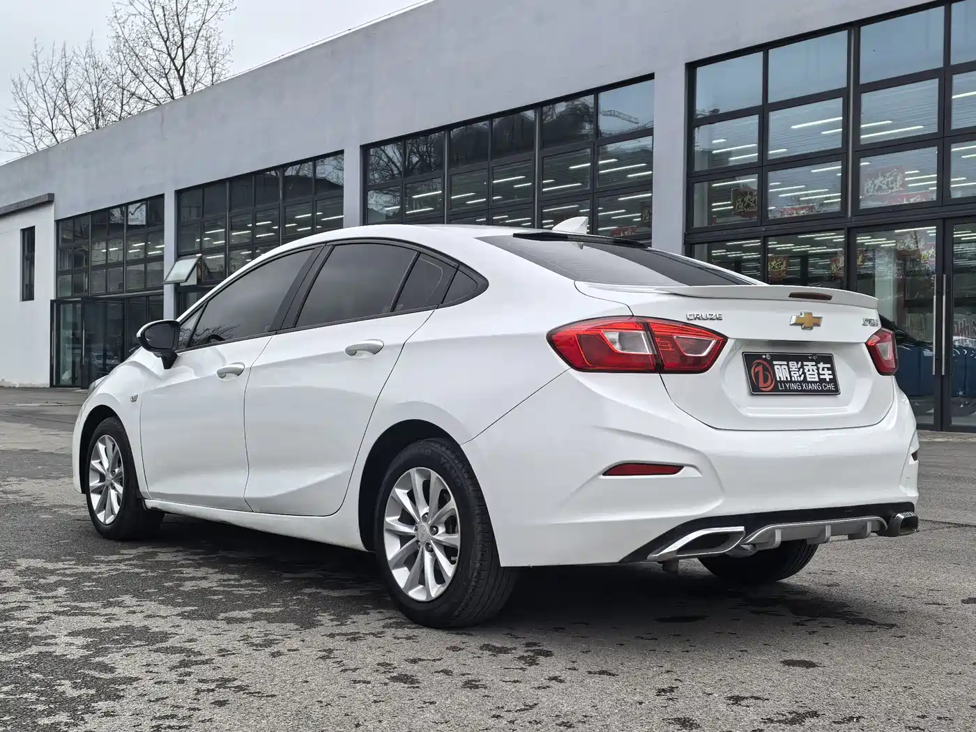 Chevrolet Cruze 2017 1.5L Automatic Pioneer Sunroof фото 7
