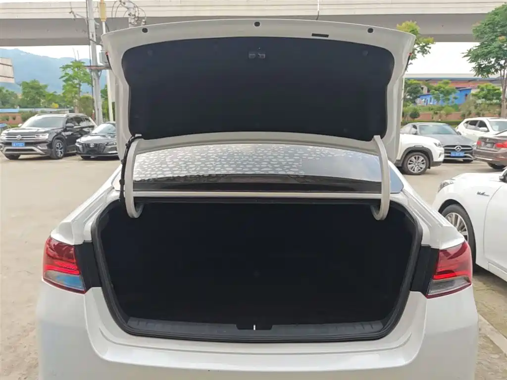 Kia Kaishen 2019 1.8L Automatic GLS фото 19