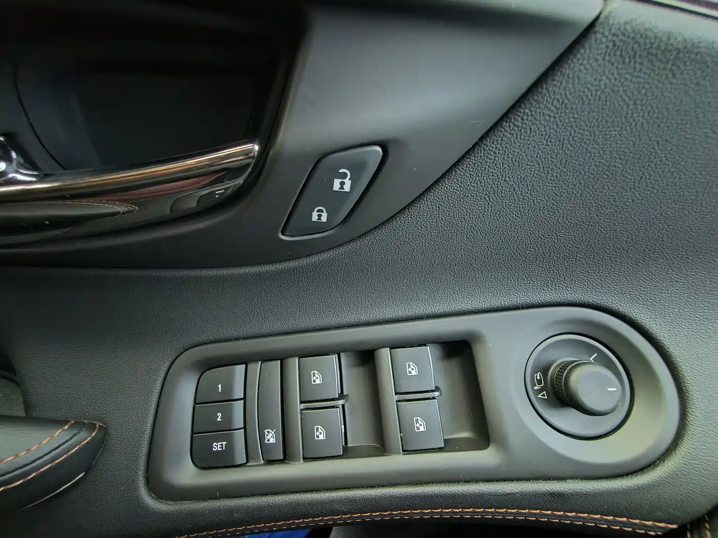 Фото 10 - Buick LaCrosse
