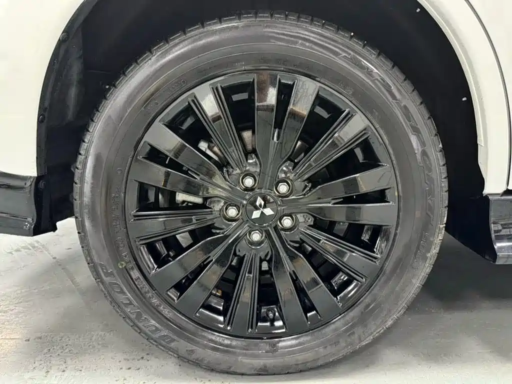 Mitsubishi Outlander 2022 2021 2.0L 2WD Yaodong Edition 5-seater