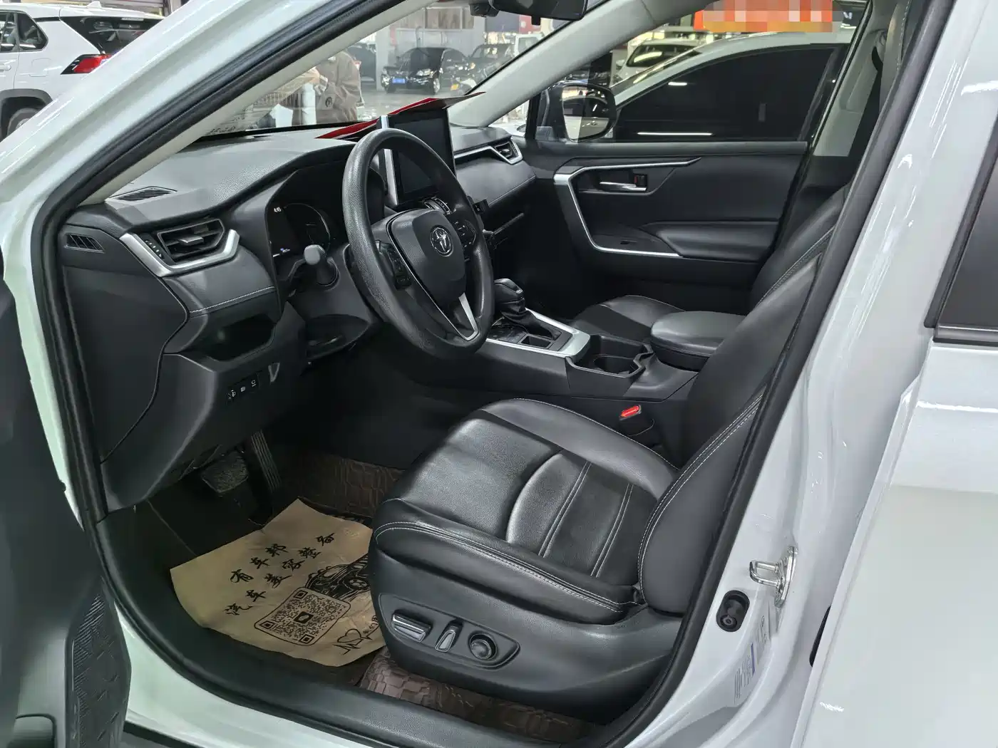 Toyota RAV4 Rongfang 2022 2.0L CVT 4WD Trend Edition фото 6