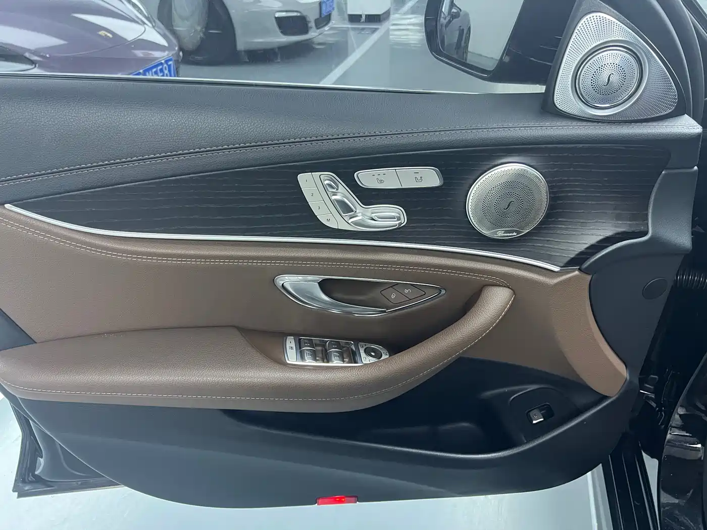 Mercedes-Benz E-Class 2021 E 300 L Fashion фото 4