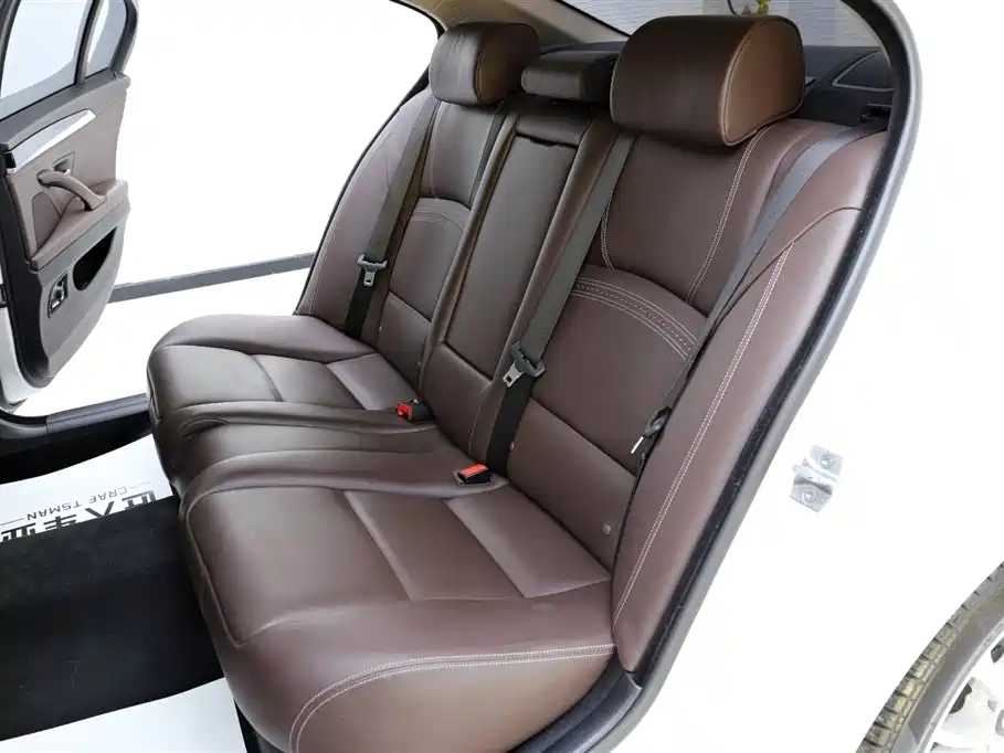 BMW 5 Series 2017 525Li Luxury Design Package фото 8