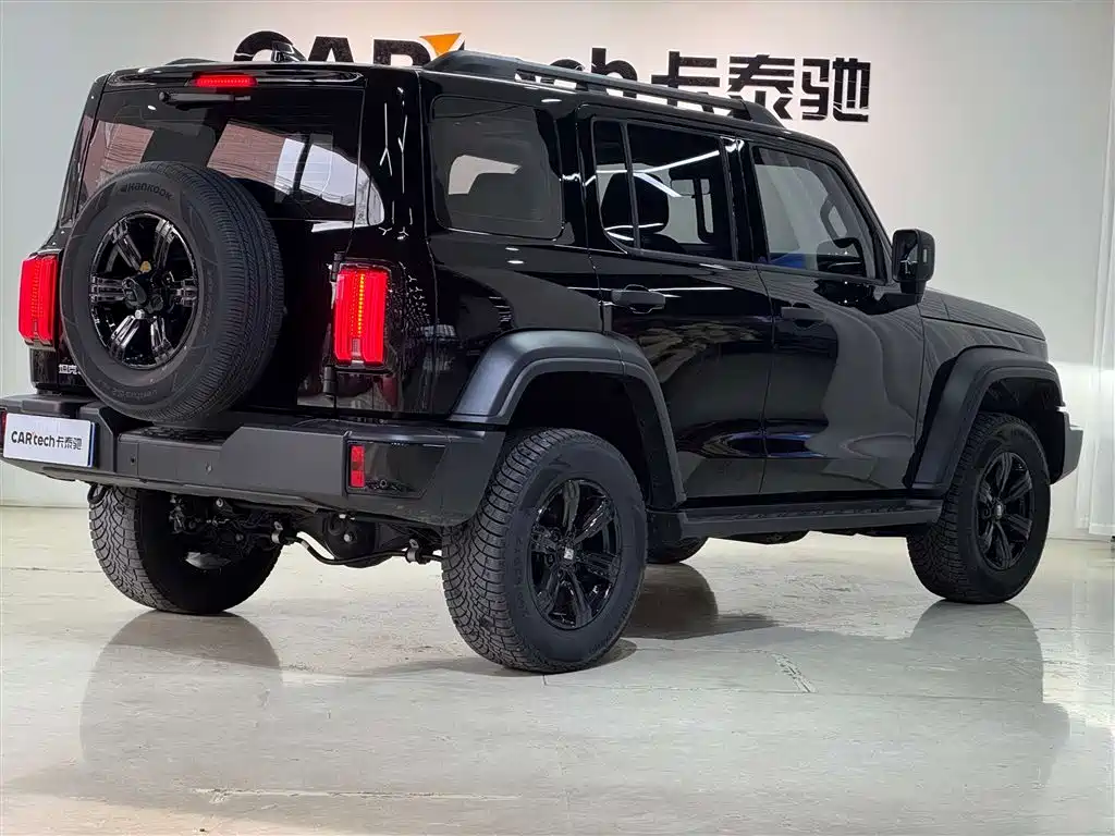 Tank 300 2025 2025 2.0T Challenger
