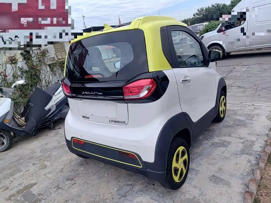 Фото 7 - Baojun E100