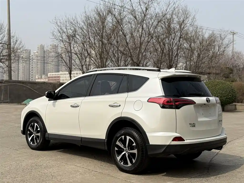 Toyota RAV4 Rongfang 2019 2.0L CVT 2WD Pioneer Version China V фото 16
