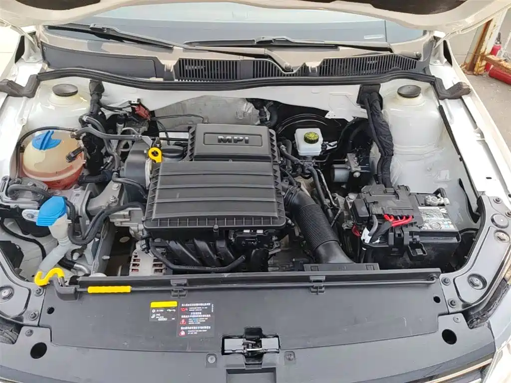 Volkswagen Lavida 2017 1.6L Automatic Trend Edition фото 20