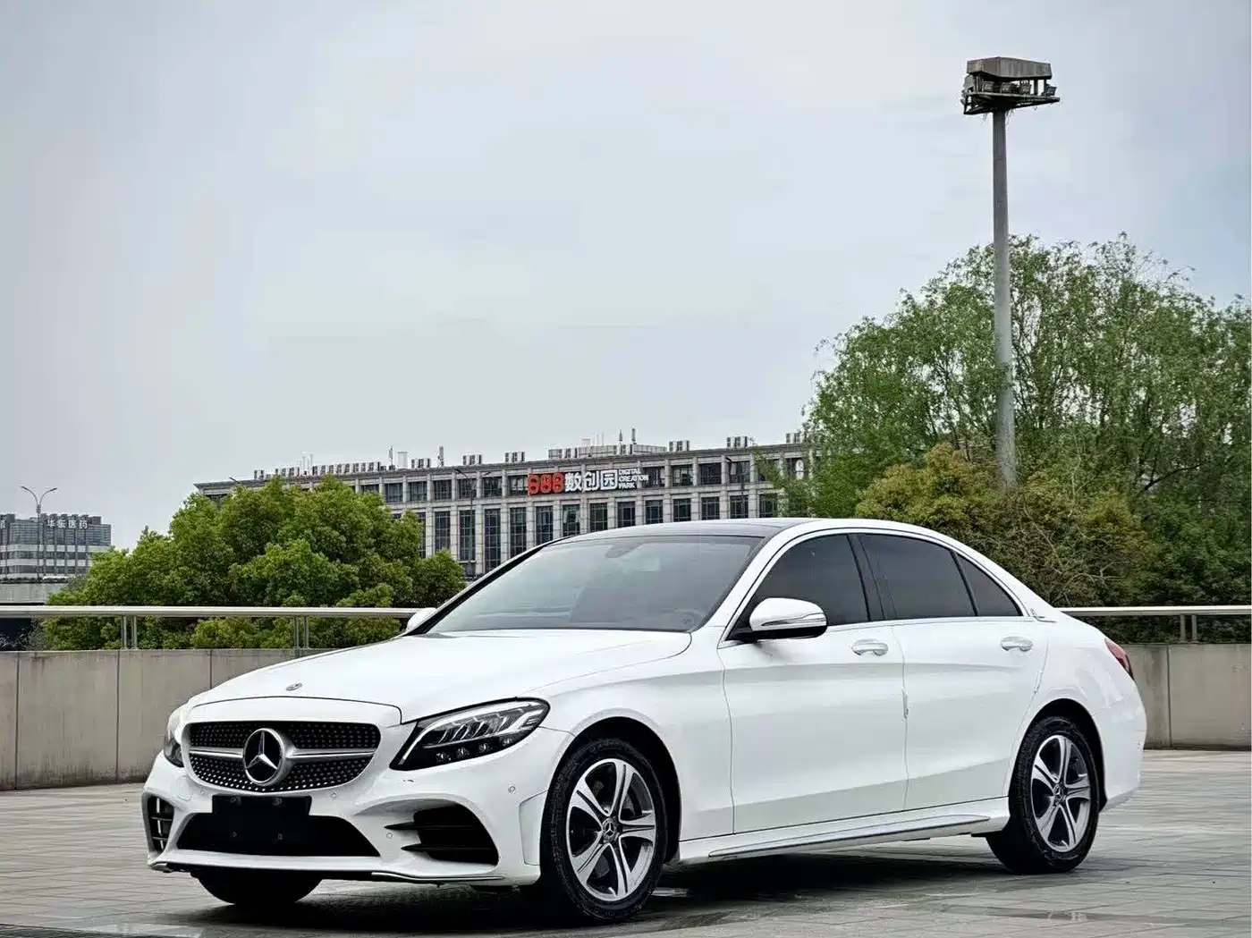 Mercedes-Benz C-Class 2019 C 260 L Sport