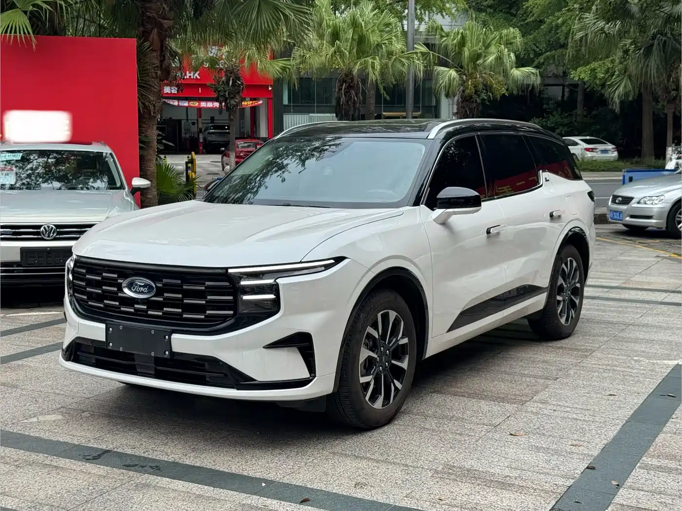 2025 Ford Edge