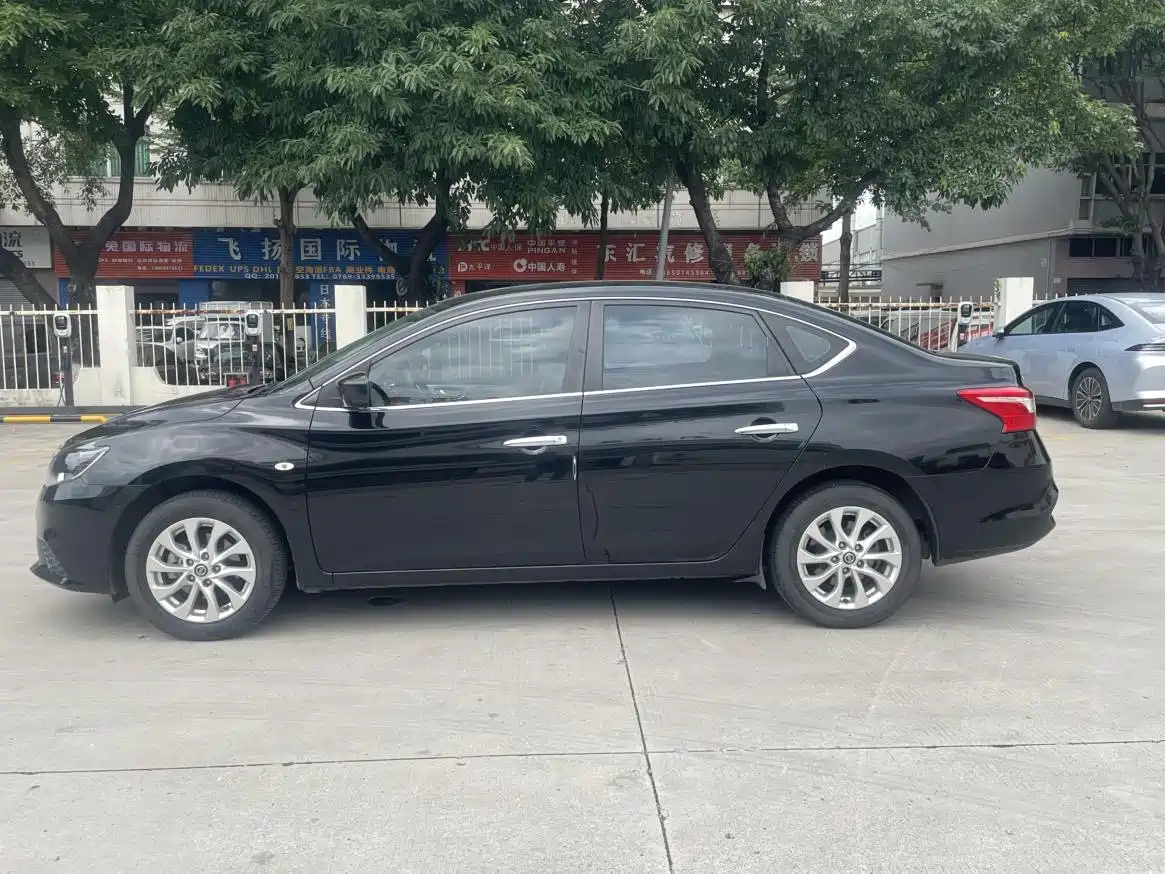 Фото 4 - Nissan Sylphy