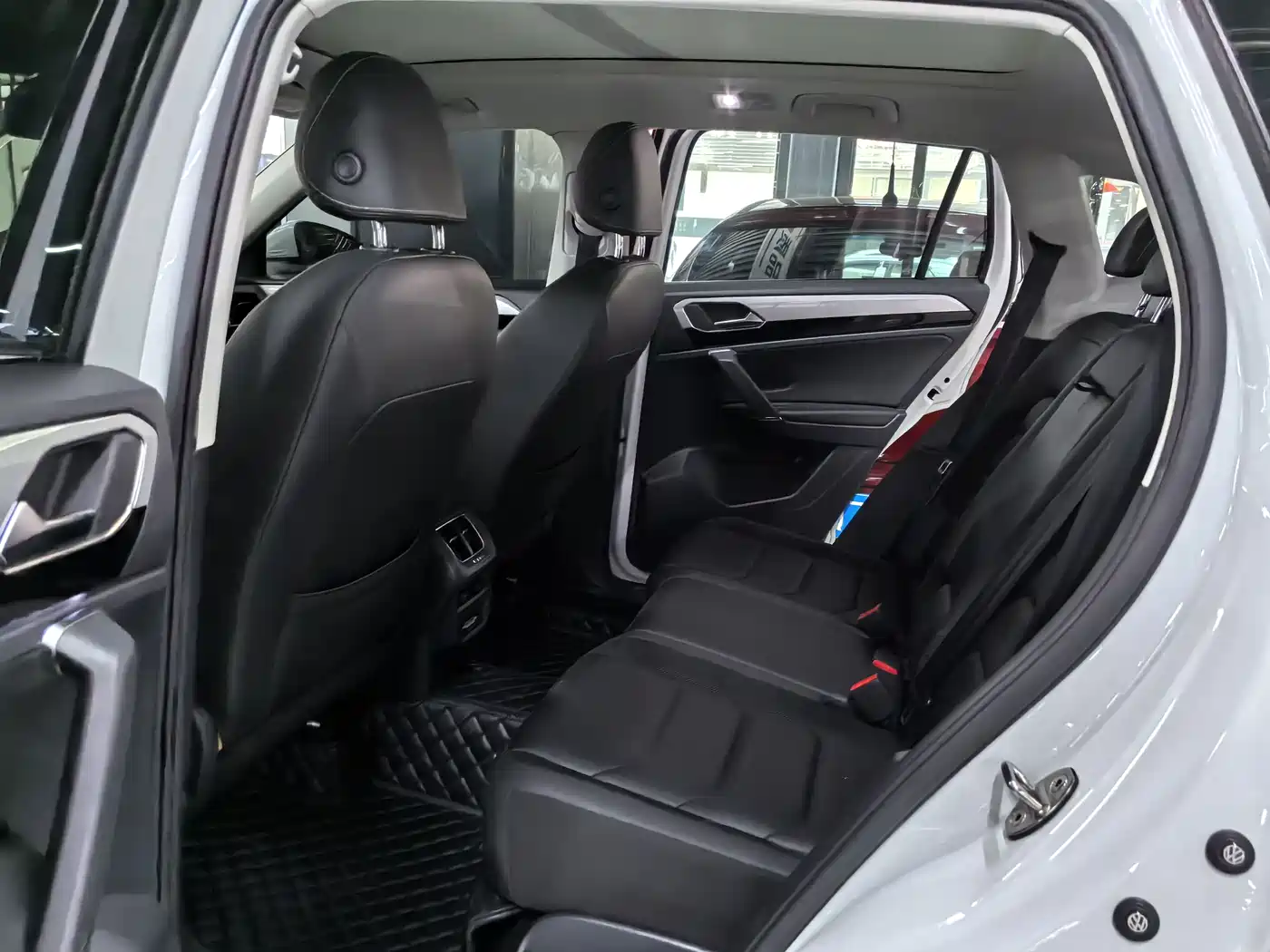 Volkswagen Tayron 2019 330TSI 2WD Luxury China VI фото 7