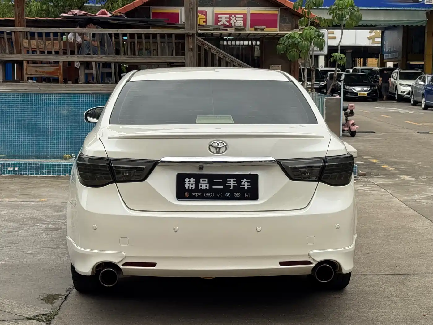 Toyota Reiz 2010 2.5V Style Elite Edition фото 17