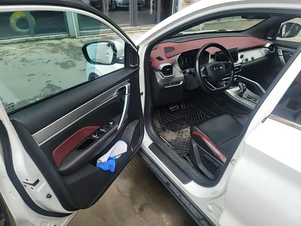 Geely Coolray 2020 2019 260T DCT Knight China VI