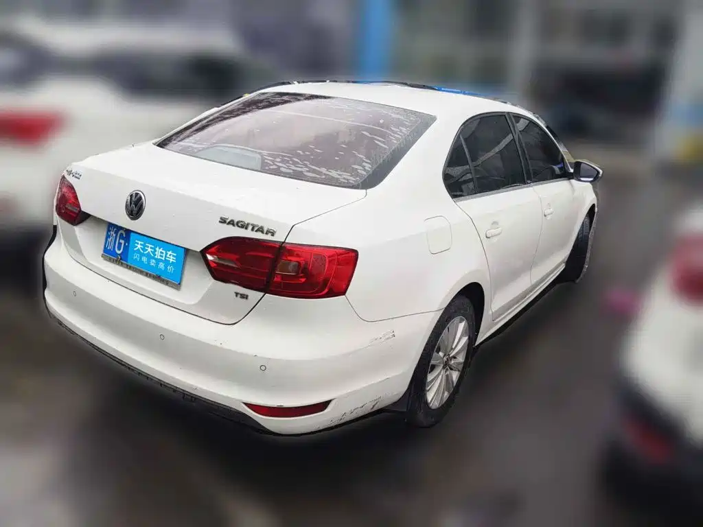 Фото 5 - Volkswagen Sagitar