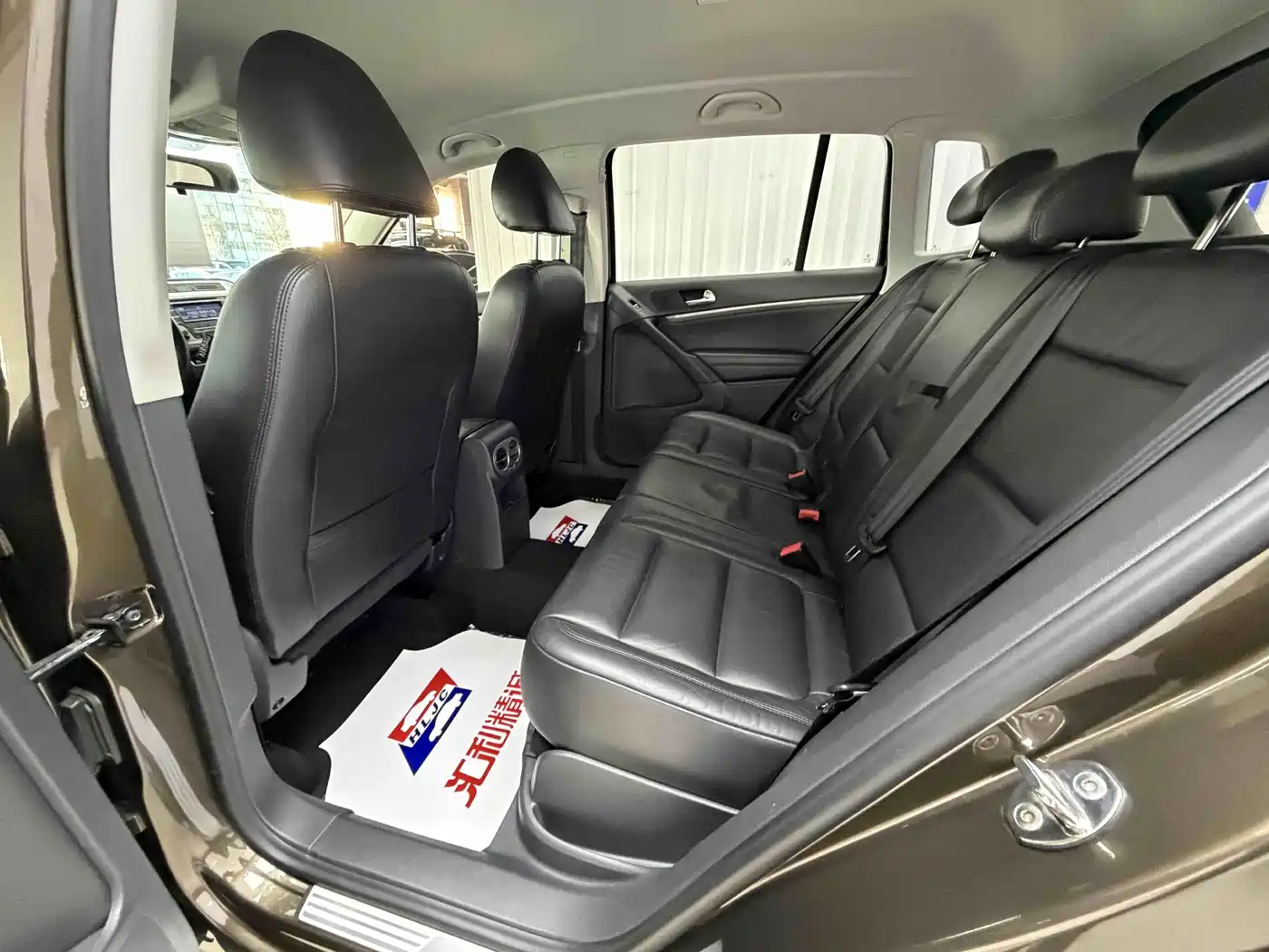 Volkswagen Tiguan 2015 1.8TSI Automatic 2WD Comfortline фото 9