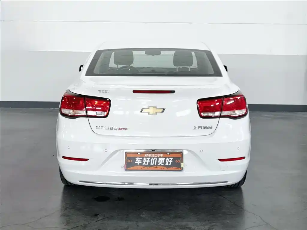 Chevrolet Malibu 2017 1.5T Automatic Luxury Edition фото 4